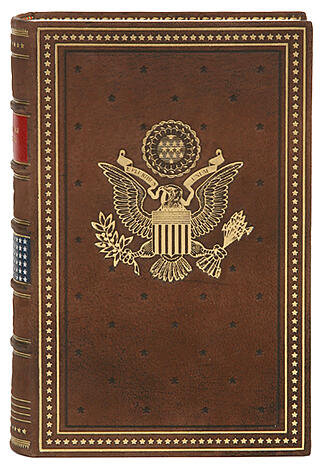 Подарочная книга Токвиль А. Демократия в Америке (Подарочная книга в кожаном переплёте)