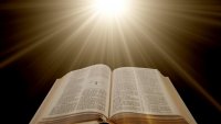 Необычная Библия: 7 самых экстраординарных изданий